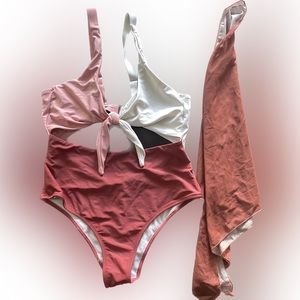Bathing suit - one piece/two pieces